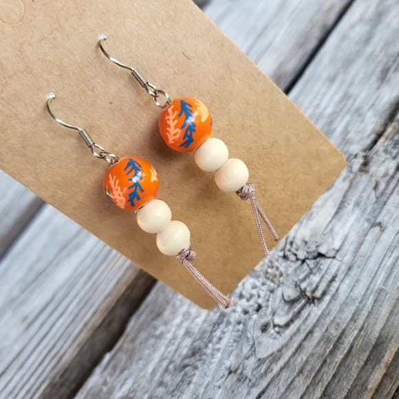 New fun handmade earrings - Picture 1 of 4